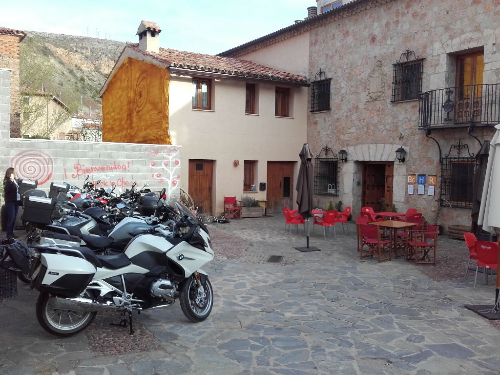 finde-motero-en-checa-2.jpg